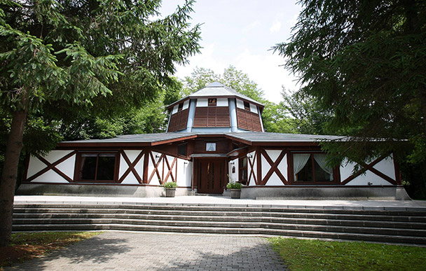 軽井沢絵本の森美術館 軽井沢絵本の森美術館